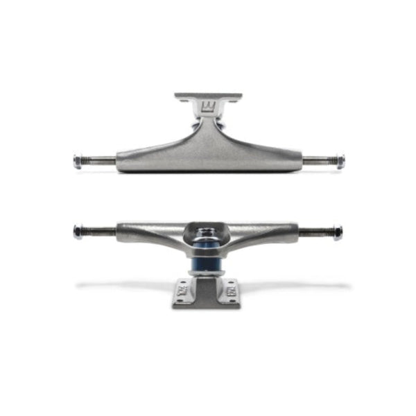 Royal Trucks • Raw • 159